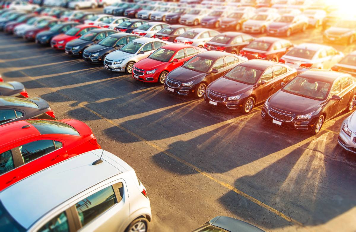 Photo: customer vehicles parked on the shop lot
